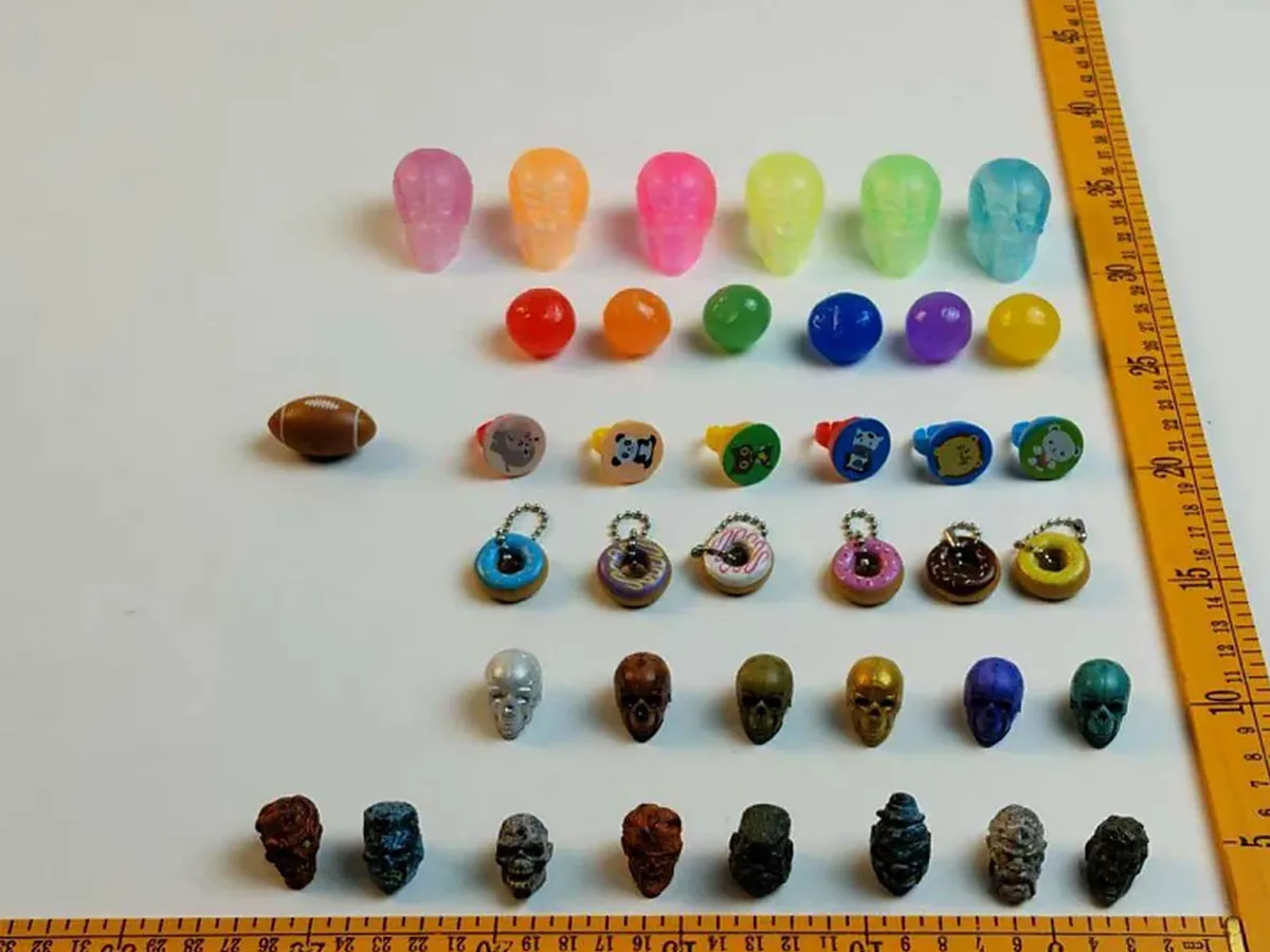 ミニチュアの弾むボール、チャーム、カプセルノベルティ